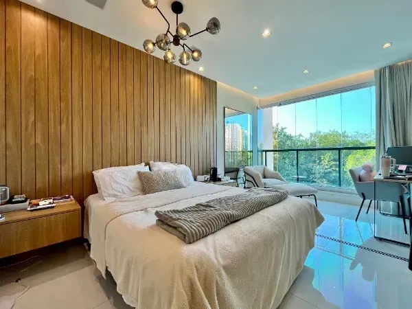 Furnished 4-bedroom apartment with open-plan kitchen — photo 3