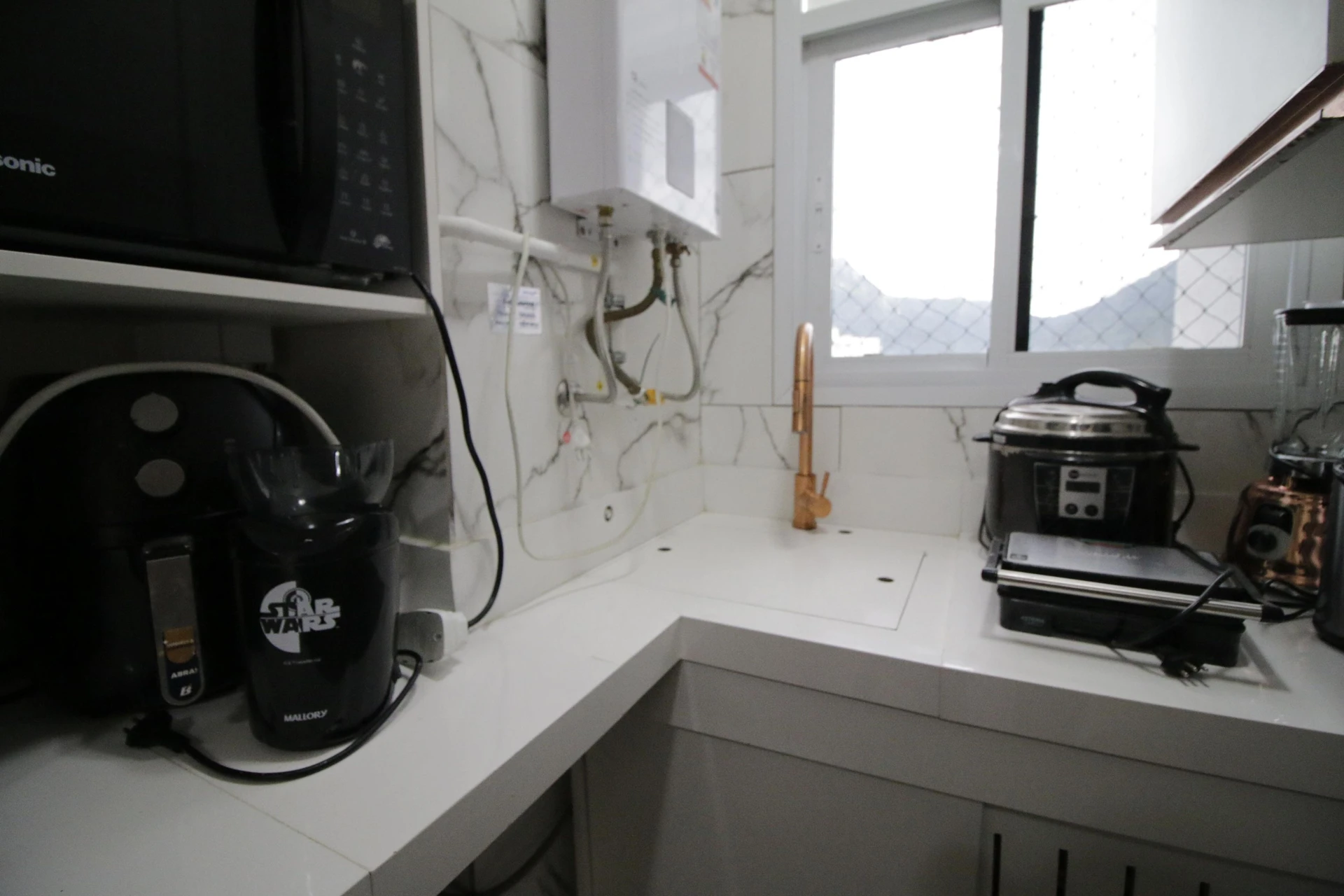 Apartamento mobiliado com 2 quartos e varanda — photo 3