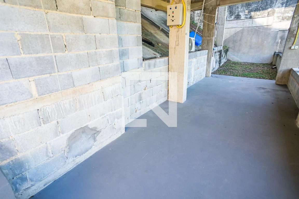 Casa mobiliada, 120 m², com janelas do piso ao teto — photo 68