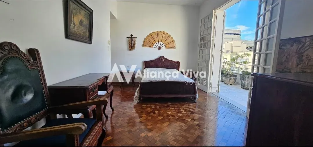Apartamento mobiliado com 5 quartos e cozinha com fogão a gás — photo 29