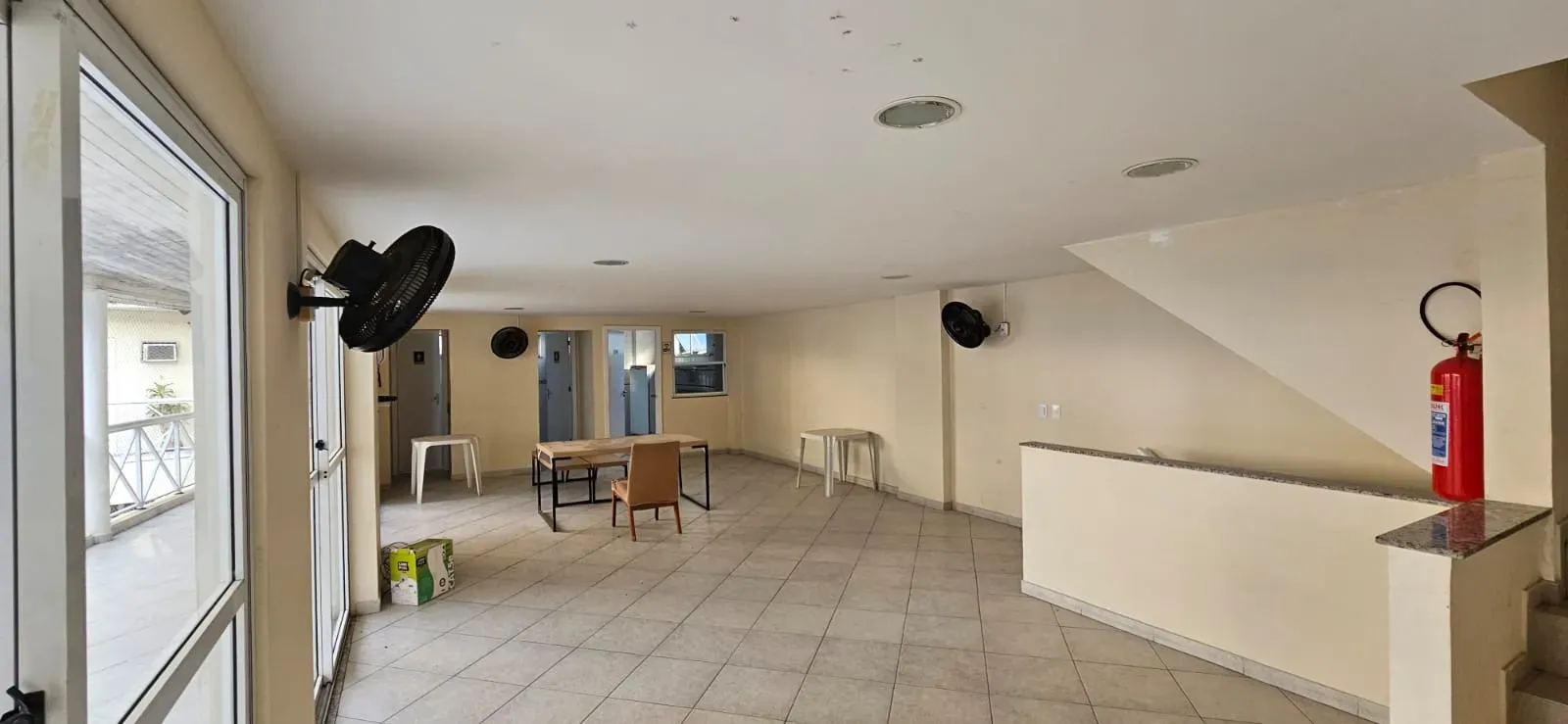 4-bedroom apartment with a mountain view — photo 29