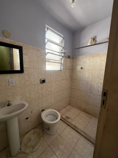 Casa sin amueblar con 2 dormitorios y balcón — photo 6