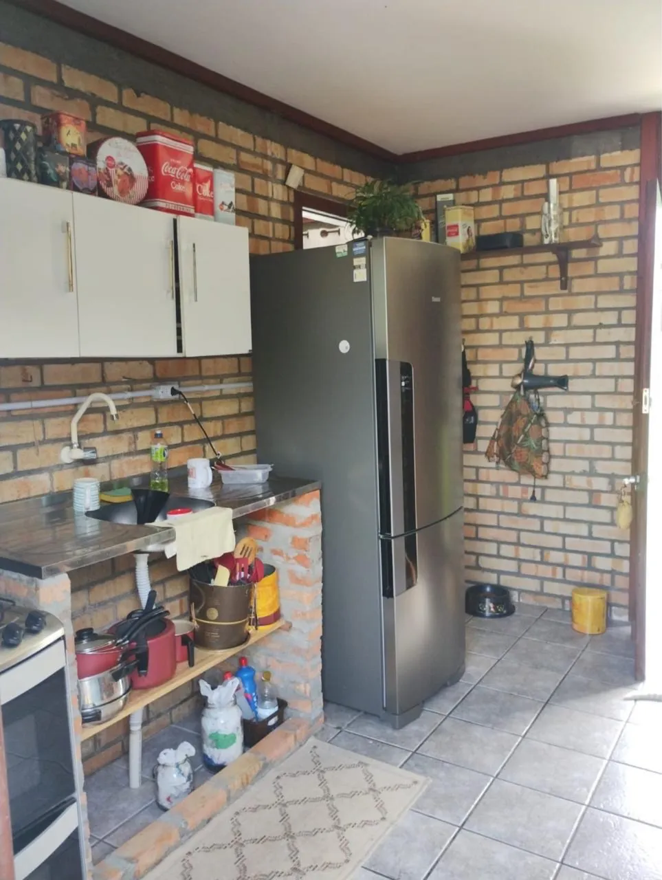 Furnished house with 2 bedrooms, 1 bathroom, balcony grill