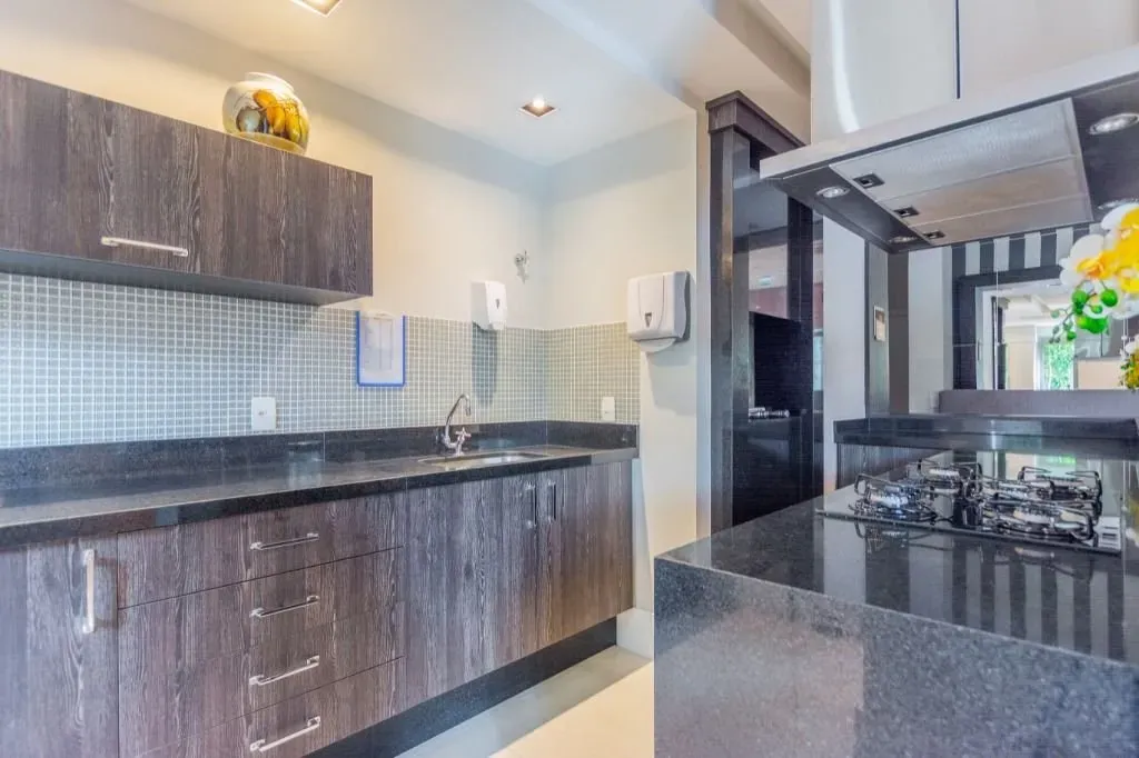 Apartamento mobiliado com cozinha em conceito aberto e 1 vaga — photo 45