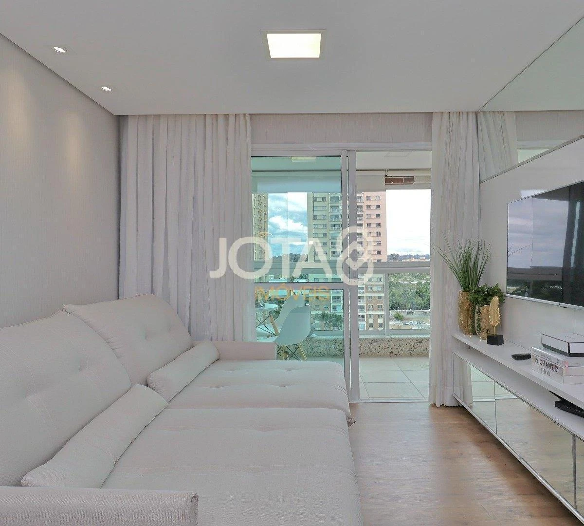 Furnished apartment, 80 m², with a washing machine — photo 17