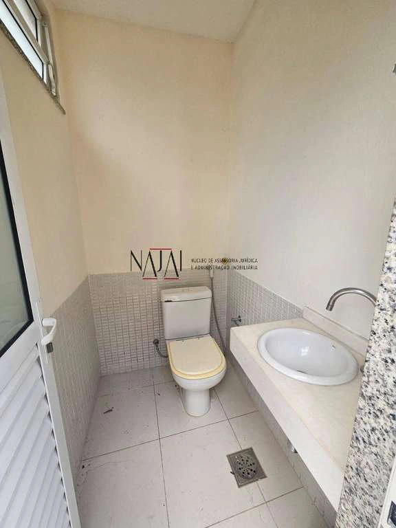 Furnished duplex penthouse with 4 bedrooms and 324 m² — photo 21
