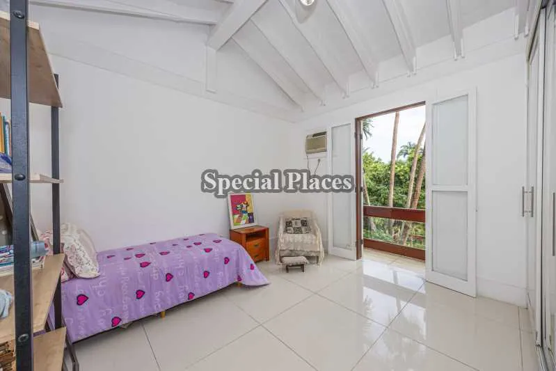 Furnished house with 5 bedrooms and 5 bathrooms plus balcony — photo 9