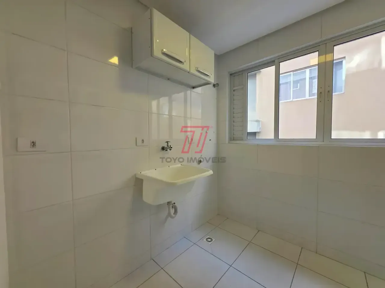 1-bedroom apartment with balcony, 52 m² — photo 19