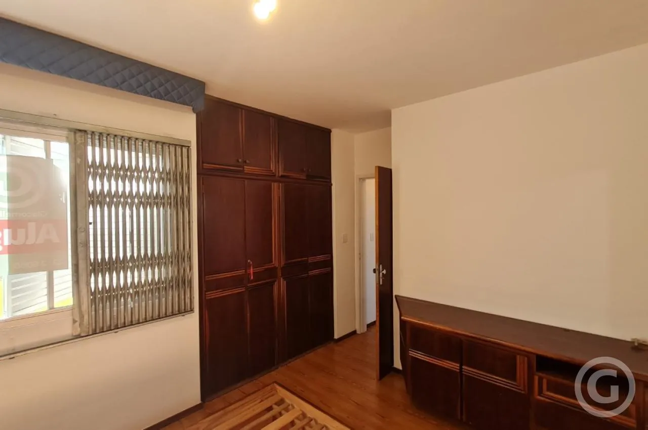 Apartment, 102 m², with wood or laminate floors — photo 6