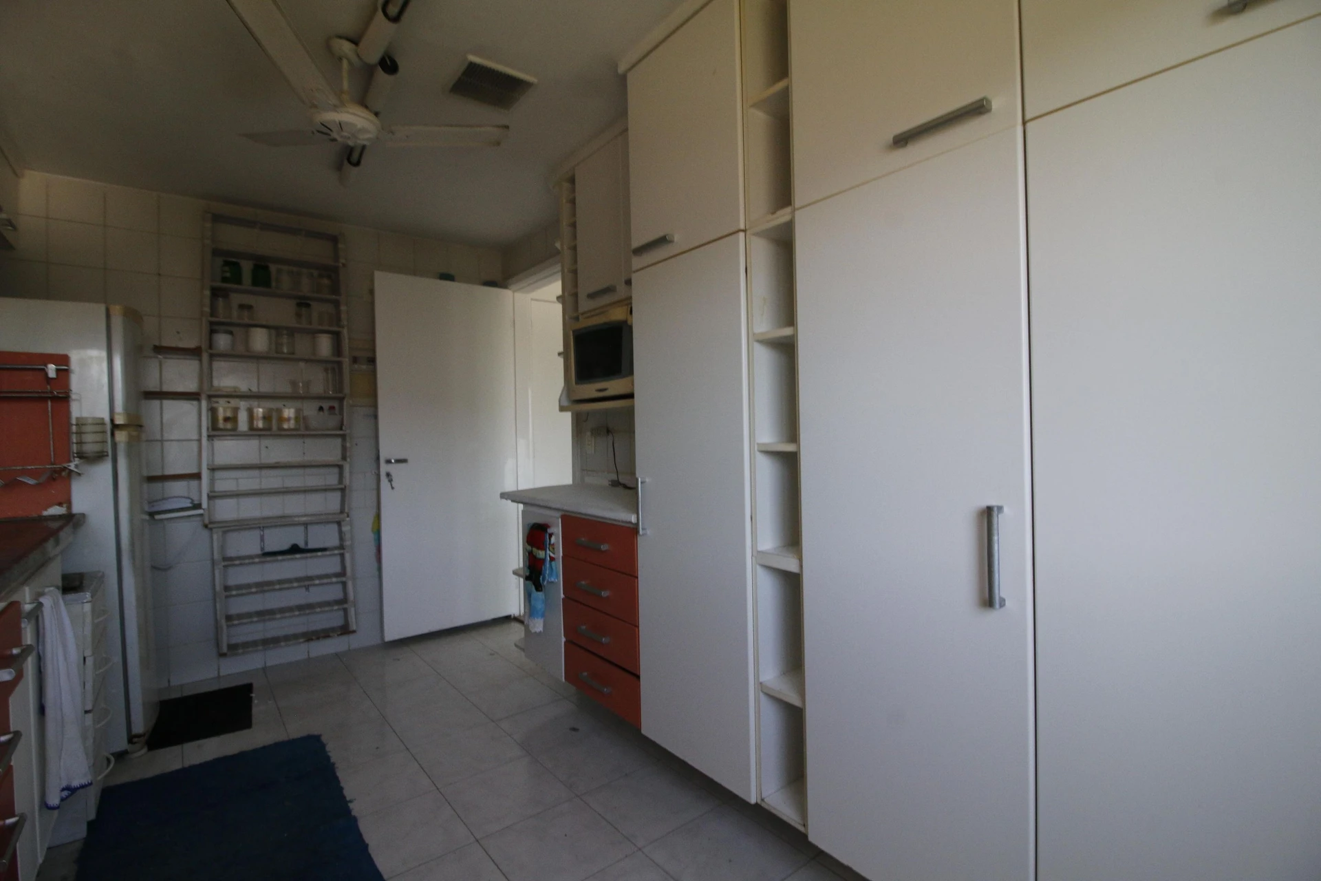 Apartamento mobiliado com 3 quartos e varanda — photo 47