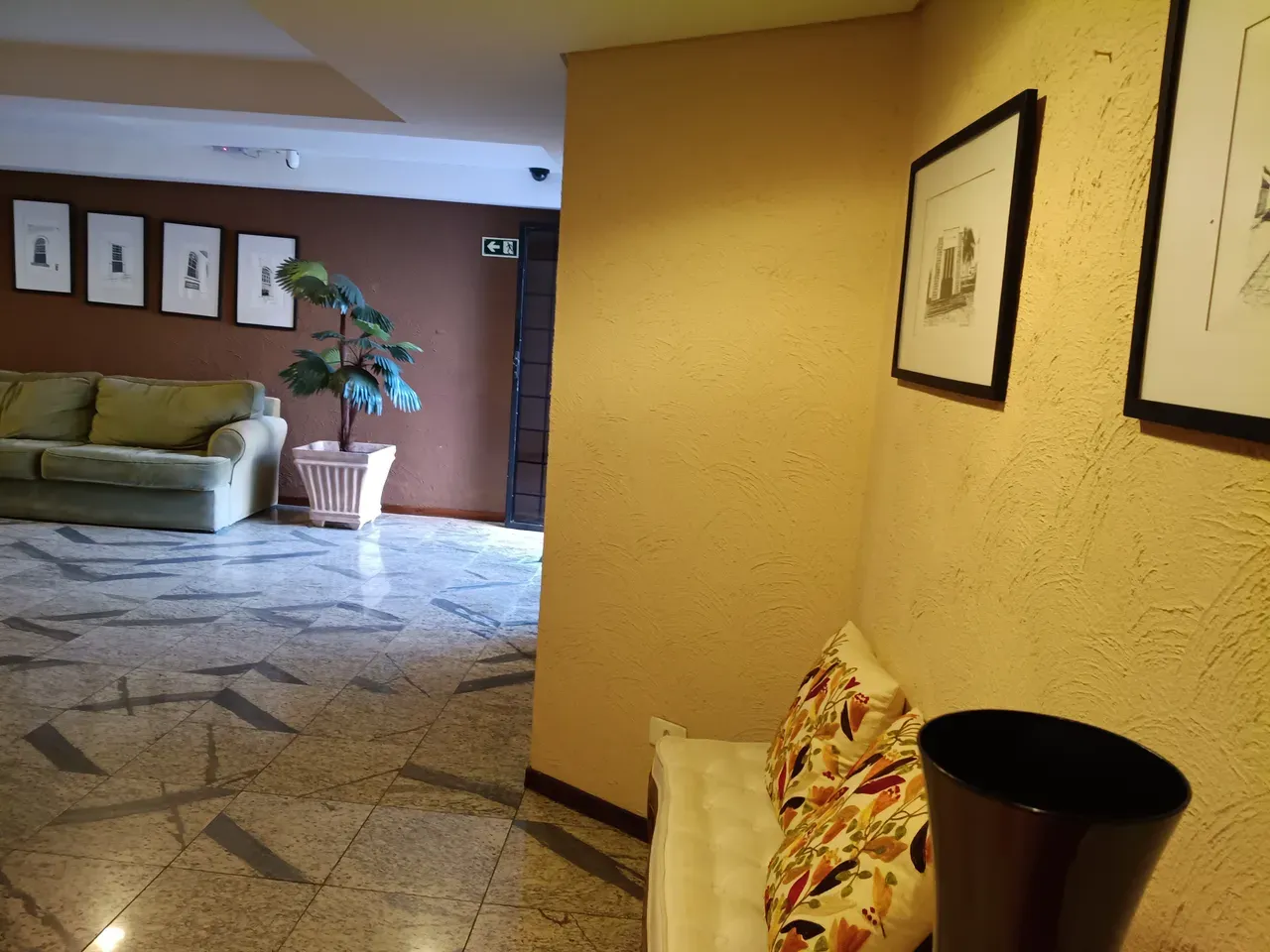 80 m² apartment with a home office and a washing machine — photo 15