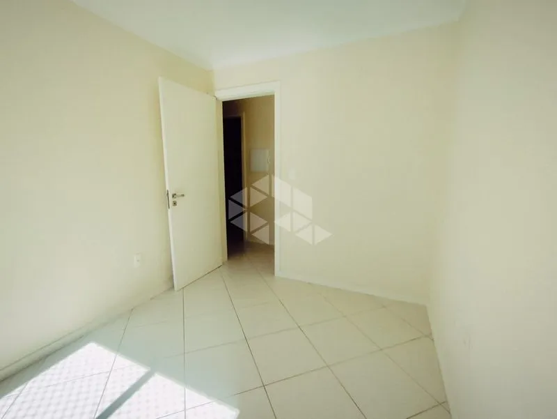 3-bedroom apartment in a building with a pool — photo 15