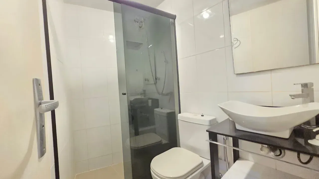 85 m² rental apartment with 2 bedrooms and 3 bathrooms — photo 3
