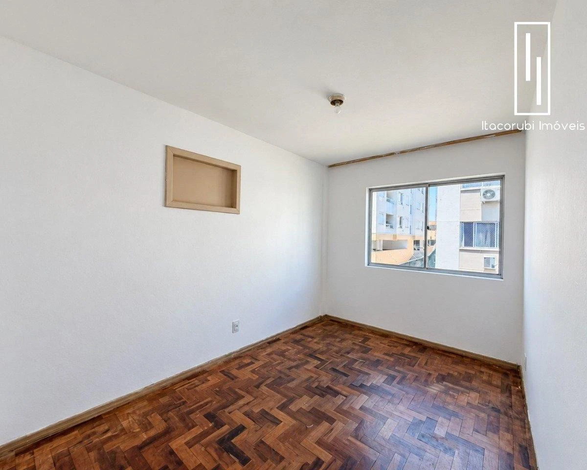 Apartment, 59 m², with wood or laminate floors — photo 12