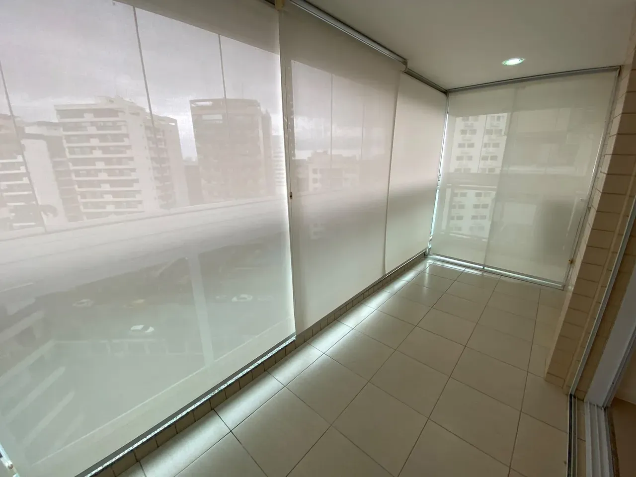 Apartment, 69 m², with a glass-enclosed balcony — photo 13