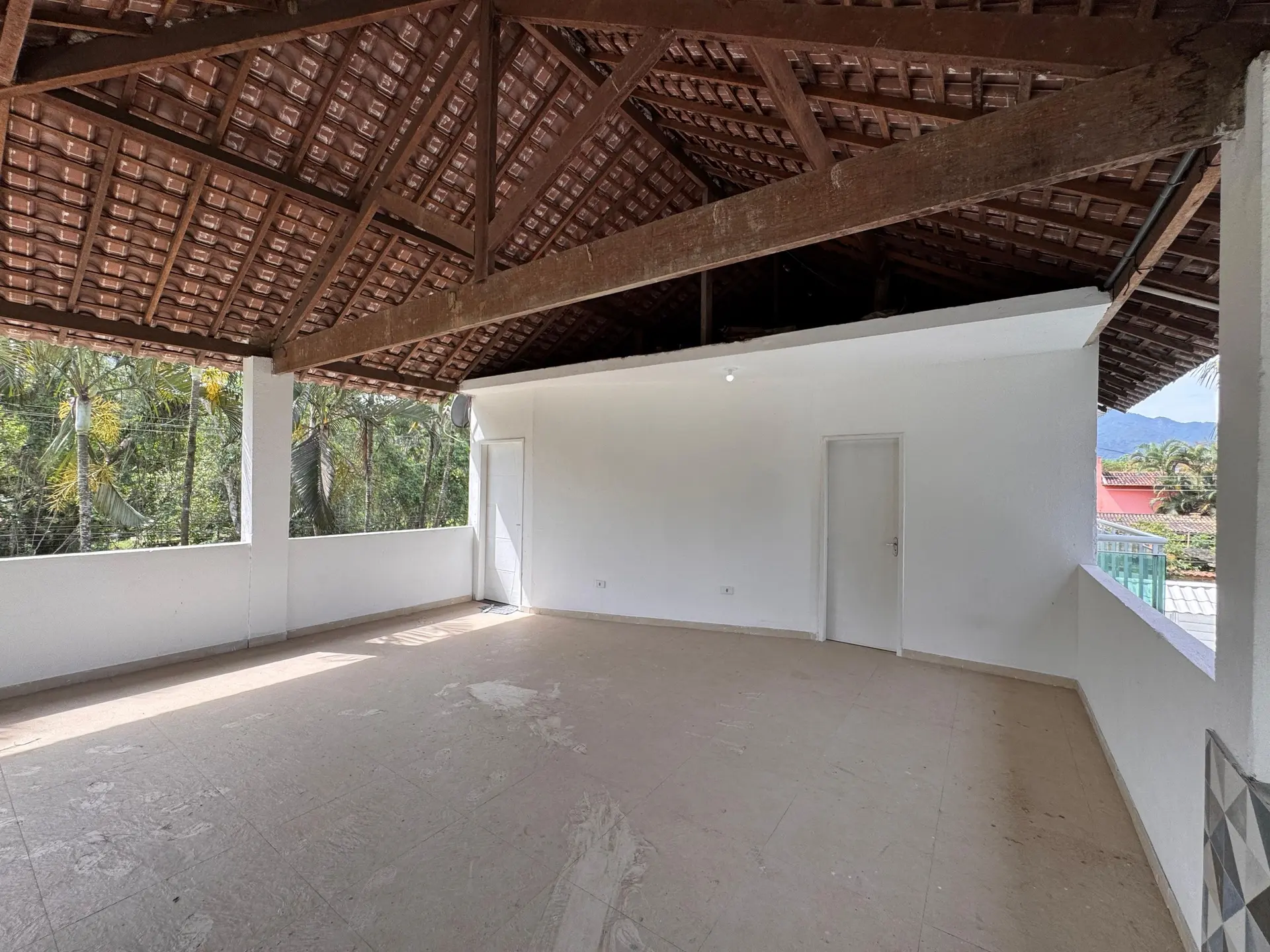 3-bedroom house with a walk-in closet in Rio de Janeiro — photo 13
