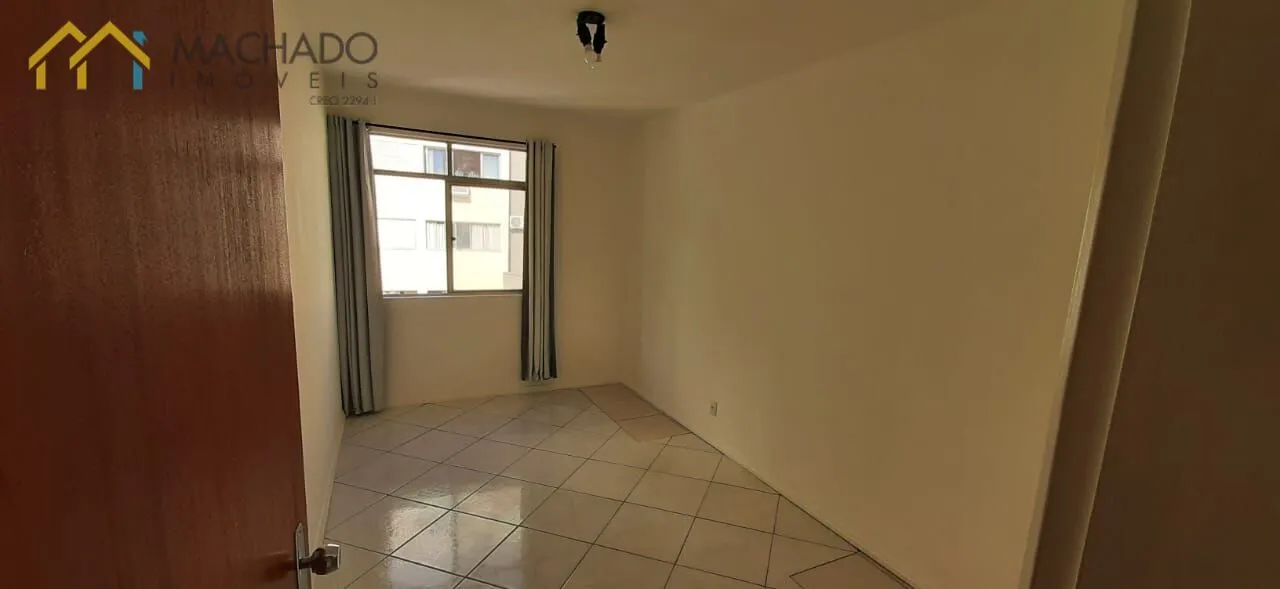 Apartamento de 2 dormitorios con 1 baño y plaza de parking — photo 5