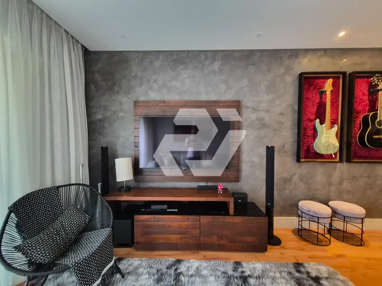 4-bedroom, 5-bath apartment with balcony and 3 parking — photo 18