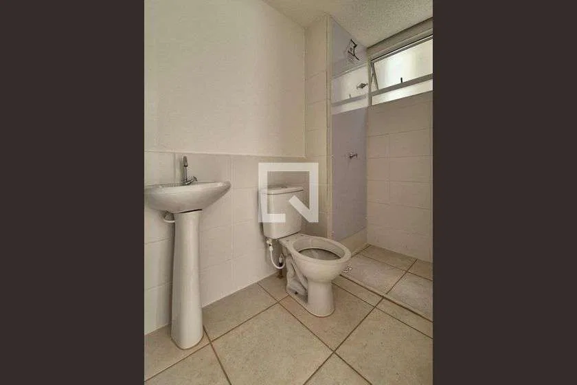 2-bedroom apartment in a building with a gym — photo 8