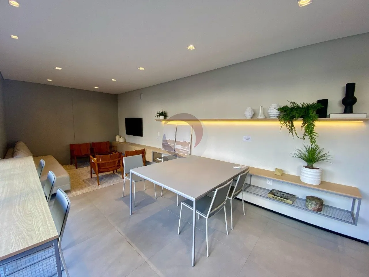 2-bedroom apartment with floor-to-ceiling windows — photo 15