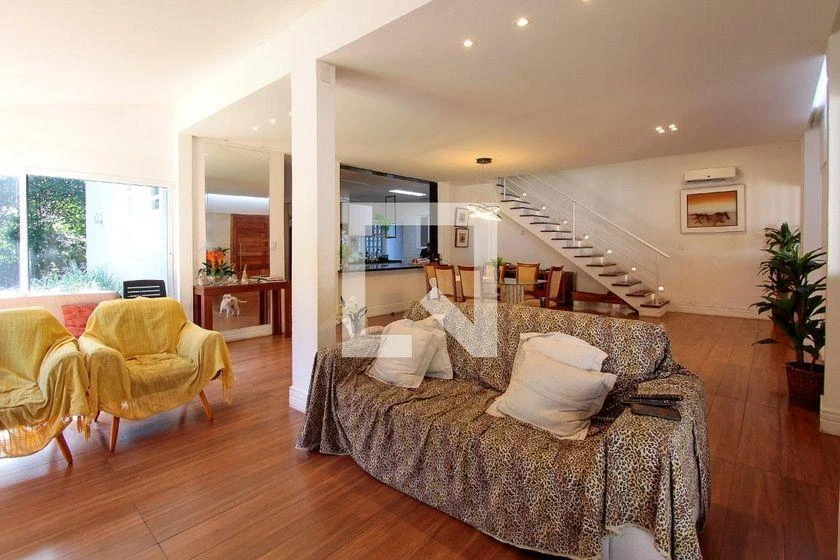 Casa mobiliada com 4 quartos e cozinha em conceito aberto — photo 38