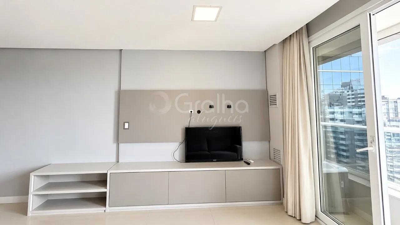 Washing machine in a one-bedroom apartment, 39 m² — photo 12