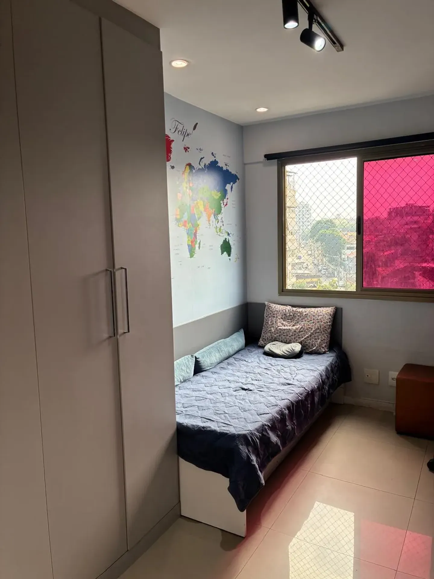 Furnished 2-bedroom apartment with en-suite and parking — photo 32