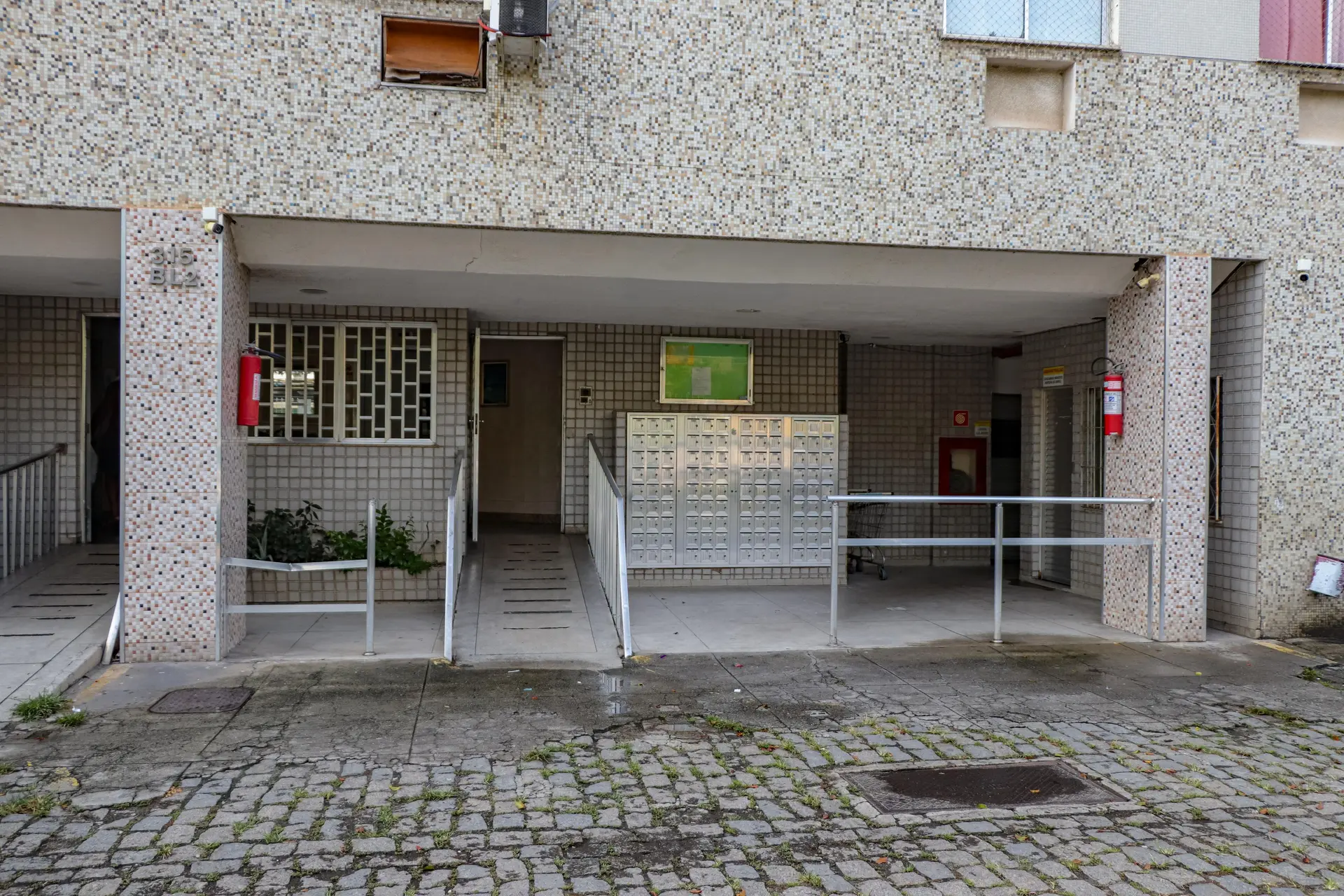 Apartamento sin amueblar con 2 dormitorios y 1 baño — photo 36