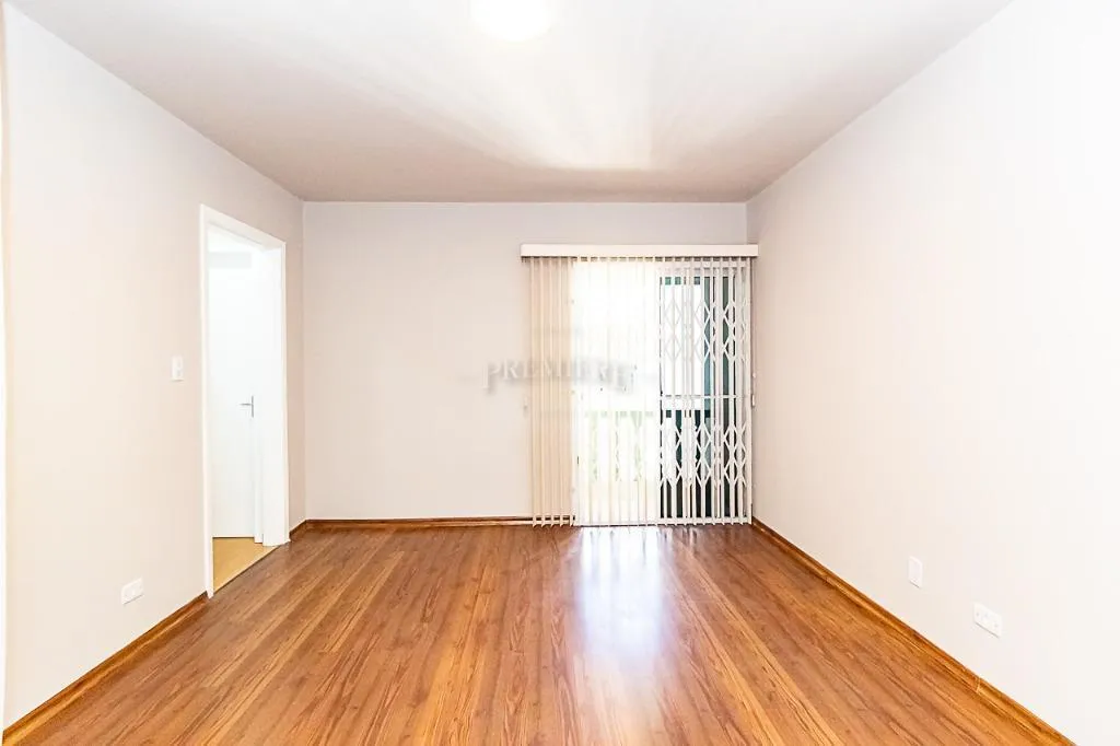 Apartamento de 2 habitaciones con cocina con muebles y 1 plaza — photo 2