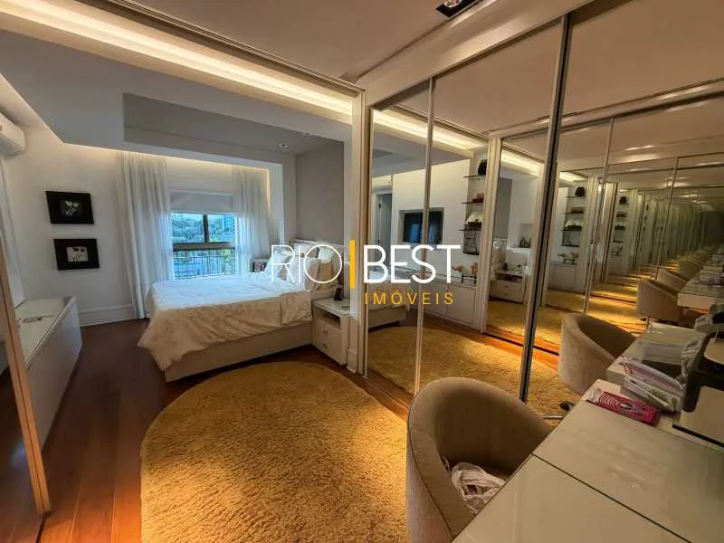 Apartamento de 3 quartos com 5 banheiros e 3 vagas — photo 25