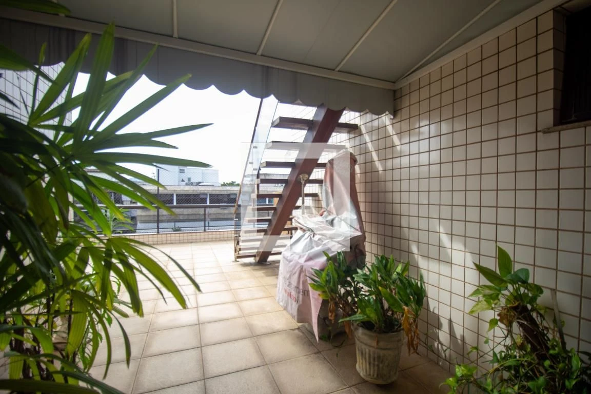 Apartamento mobiliado com 4 quartos e jacuzzi no prédio — photo 7
