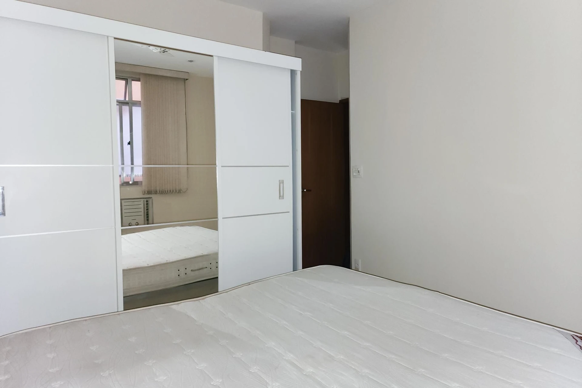 Apartamento mobiliado com 2 quartos e máquina de lavar roupa — photo 17