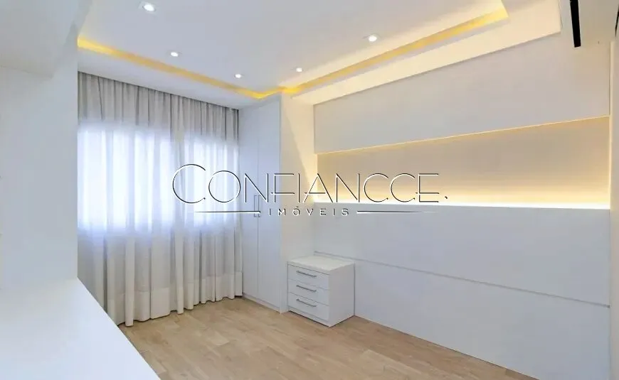 Apartment with 4 bedrooms and 2 en-suite suites — photo 25