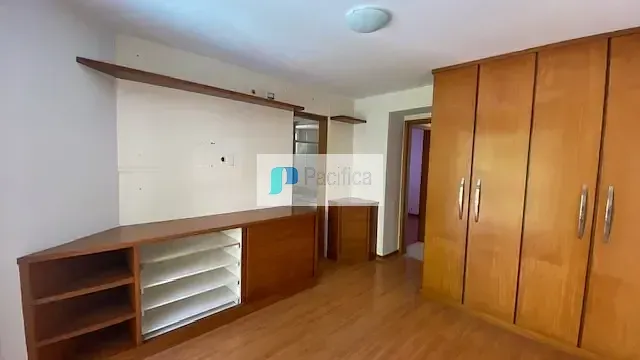 Apartment with a separate kitchen, 3 bedrooms and 3 baths — photo 23