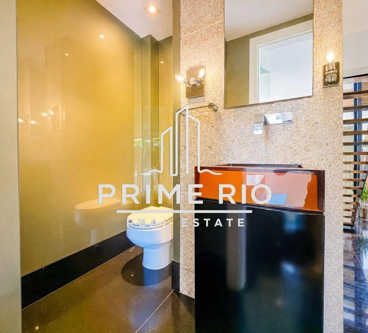 Duplex penthouse with 3 en-suite bedrooms — photo 24