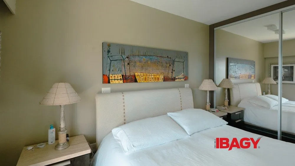 Furnished 454 m² apartment with a gourmet balcony — photo 40