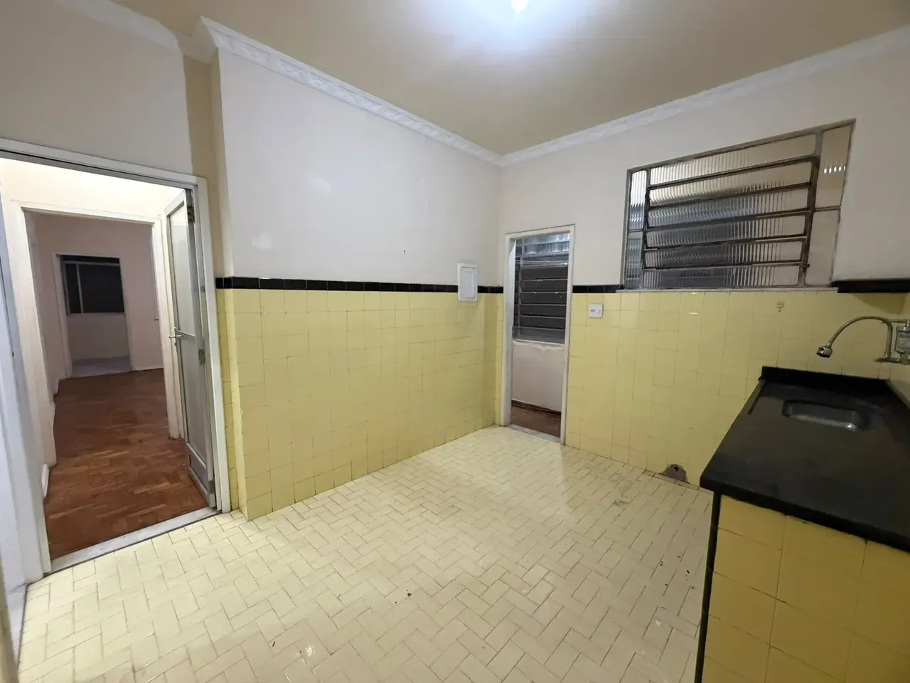 Wood or laminate floors in a 3-bedroom house, 83 m² — photo 28