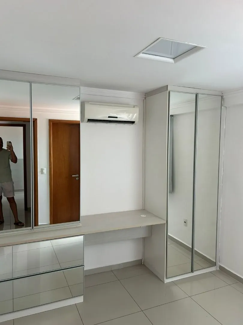 3-bedroom apartment with a home office — photo 12