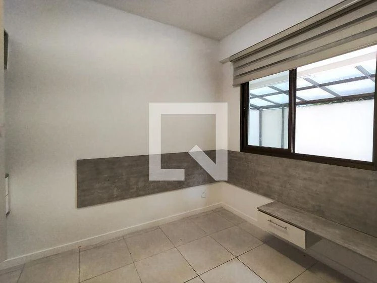 Квартира 293 м² з робочим місцем та гардеробною — photo 15