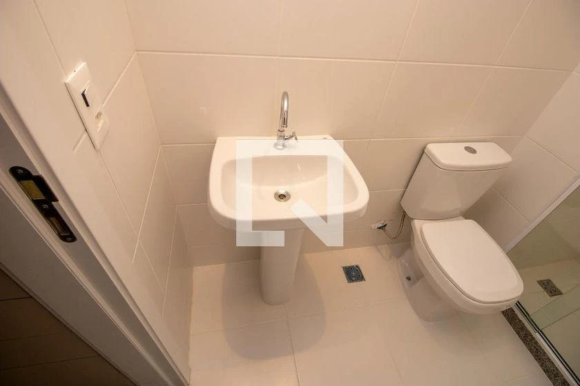 Apartment with 3 bedrooms, integrated kitchen, 76 m² — photo 47