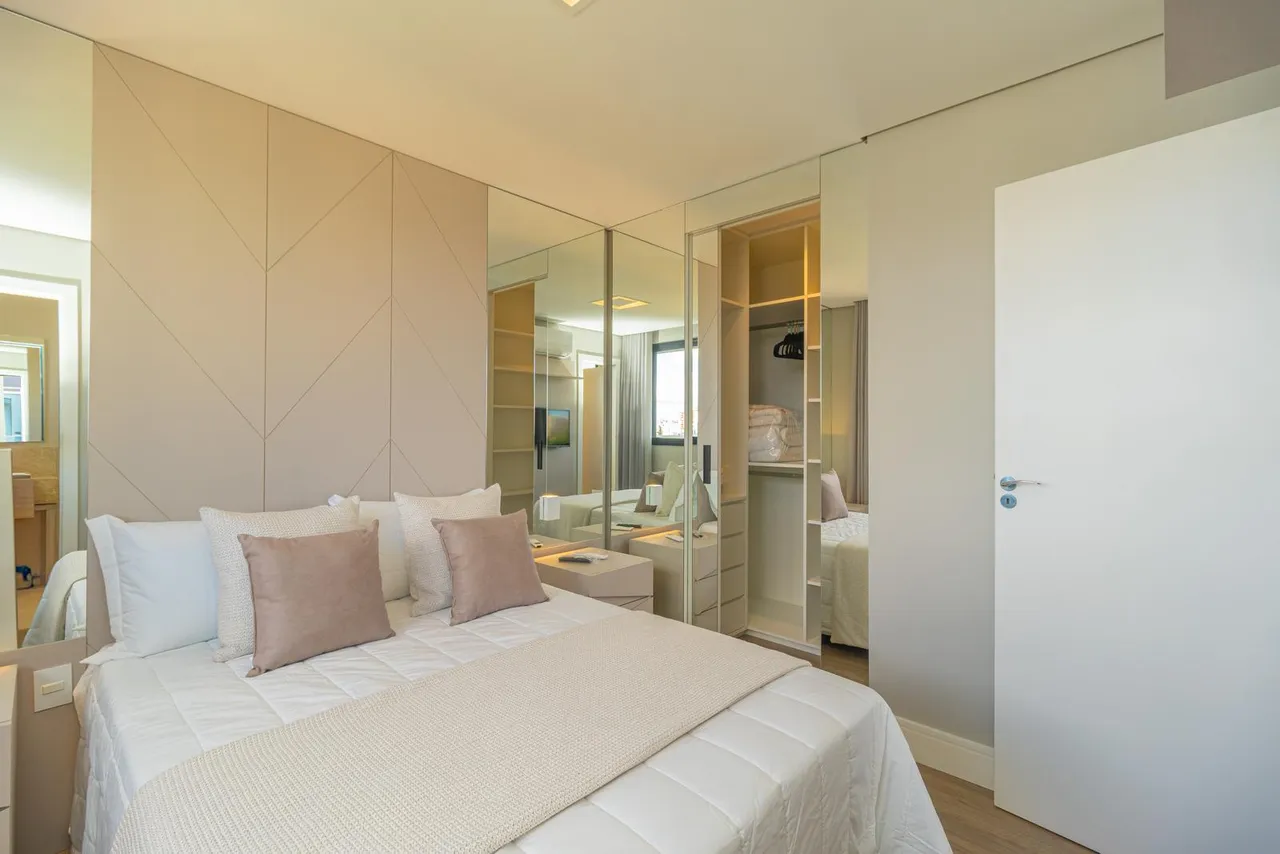 Furnished 1-bedroom apartment with open-plan kitchen — photo 10