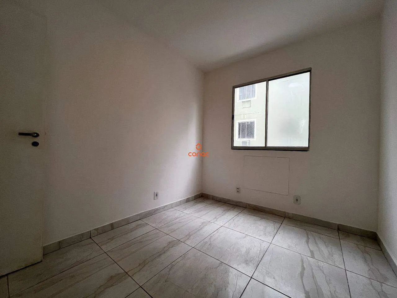 Apartamento de 2 habitaciones con balcón y 1 plaza de garaje — photo 13