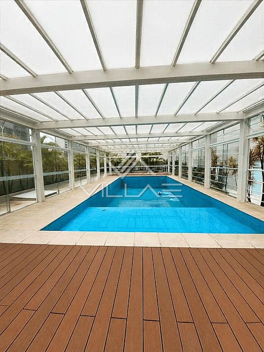 2-bedroom apartment in a building with an indoor pool — photo 16