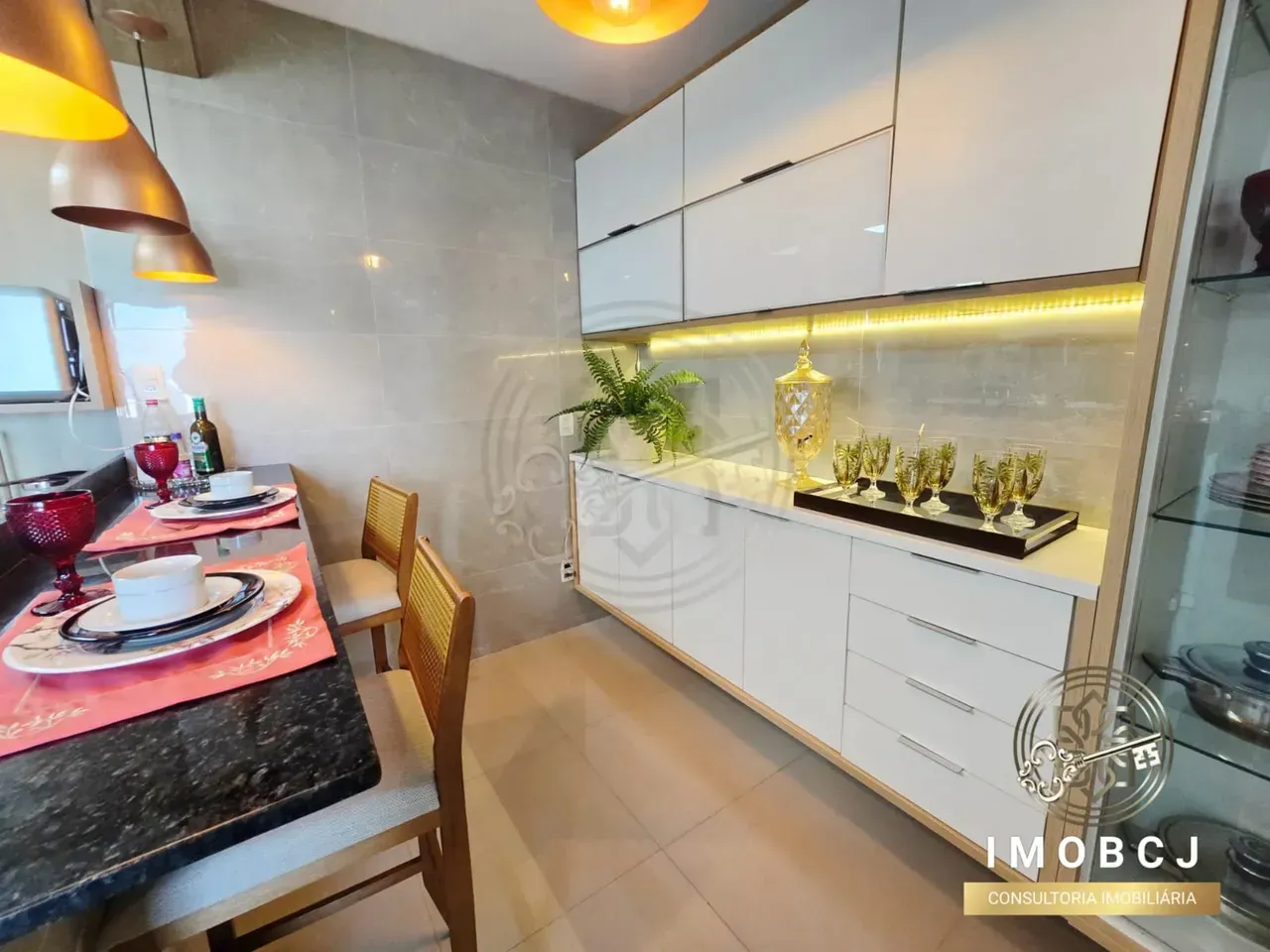 Apartamento mobiliado com 3 quartos e 146 m² — photo 7