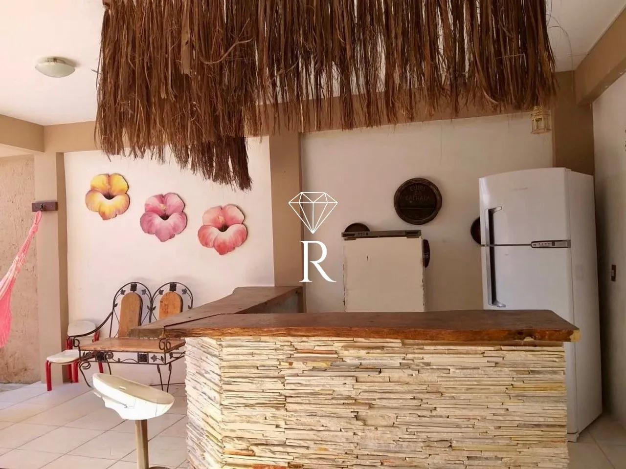 Casa de 6 dormitorios con balcón y parrilla — photo 35