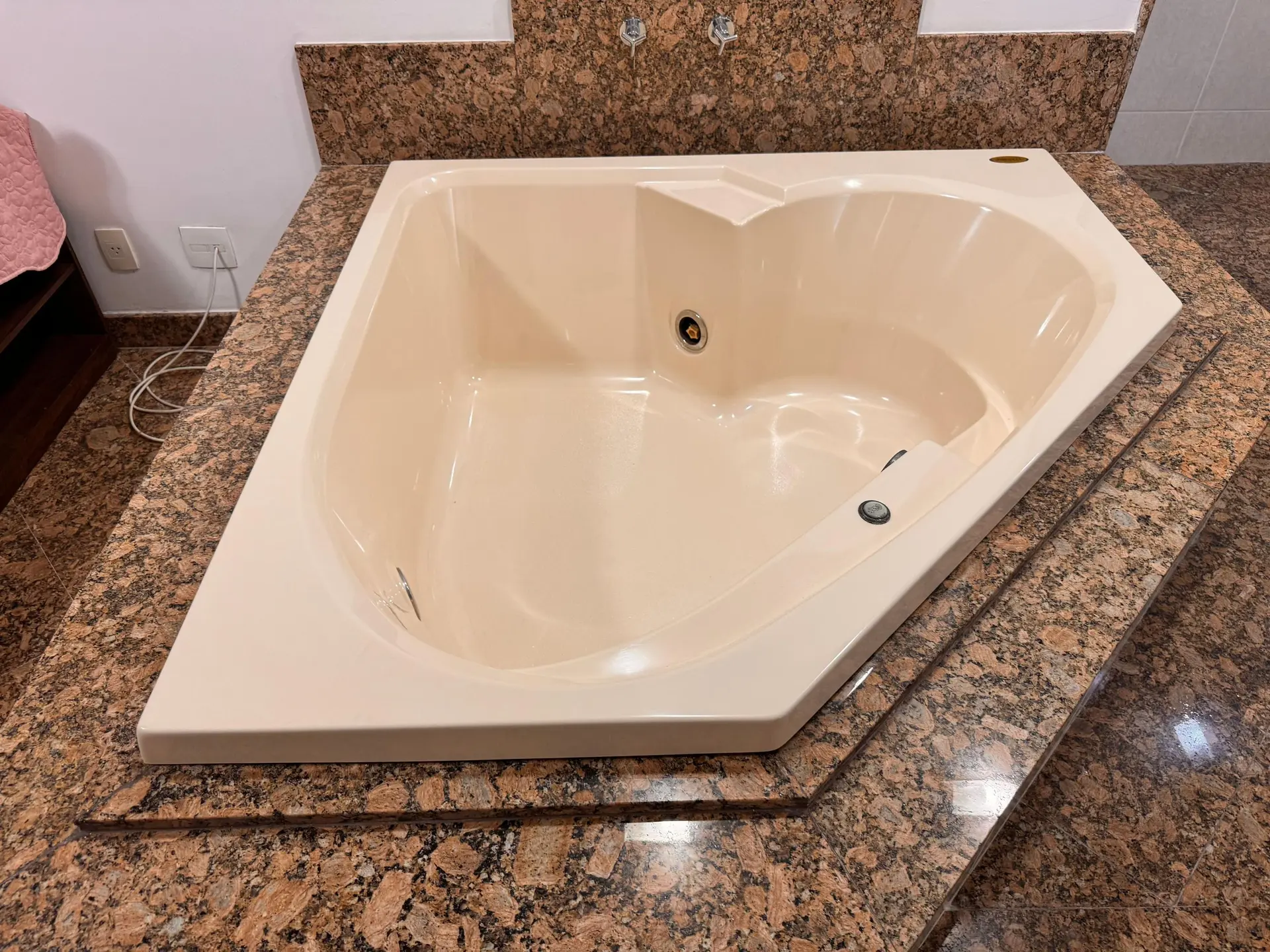 Apartamento, 233 m², com janelas do piso ao teto — photo 44