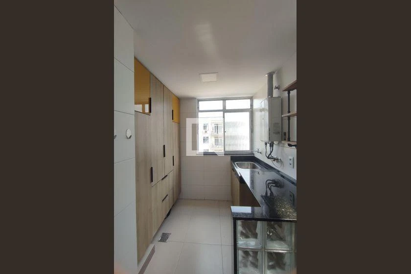 Rental apartment with 2 bedrooms, 1 suite, balcony — photo 52