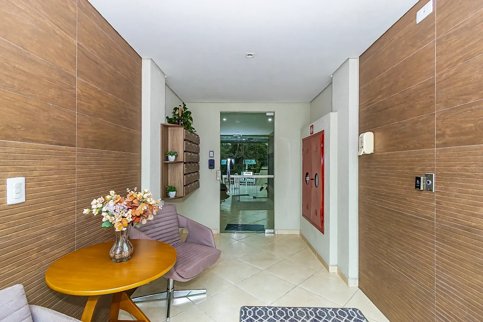 Apartamento de 2 quartos com varanda gourmet, Bacacheri — photo 69