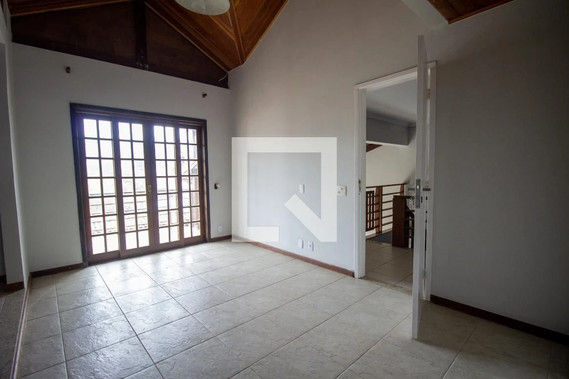 4-bedroom house with a private pool in Rio de Janeiro — photo 19