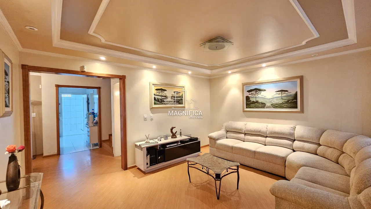 Unfurnished house with 3 en-suite bedrooms and 360 m²